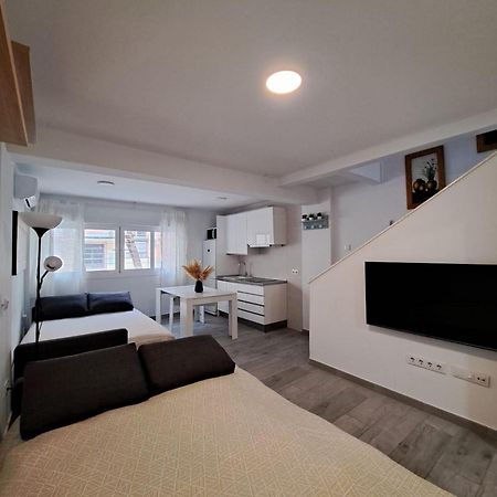Cozy Apartment Up To 6 Persons 3 Min To Metro Madrid Exterior foto